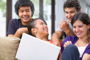 four_students_studying_4965052_xxl